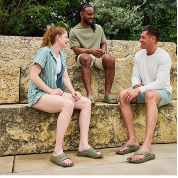 New Oofos recovery, slide sandals, Greene size Men14 Women 16 - Picture 8 of 8